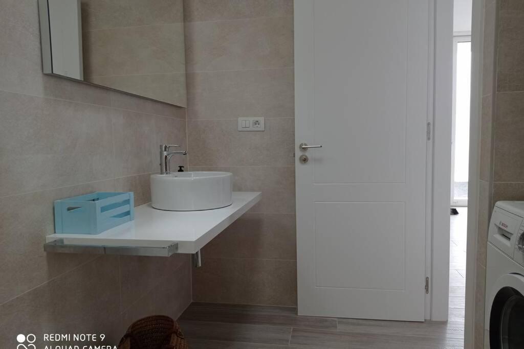 Precioso Apartamento Con Terraza En Teguise เตกีเซ ภายนอก รูปภาพ