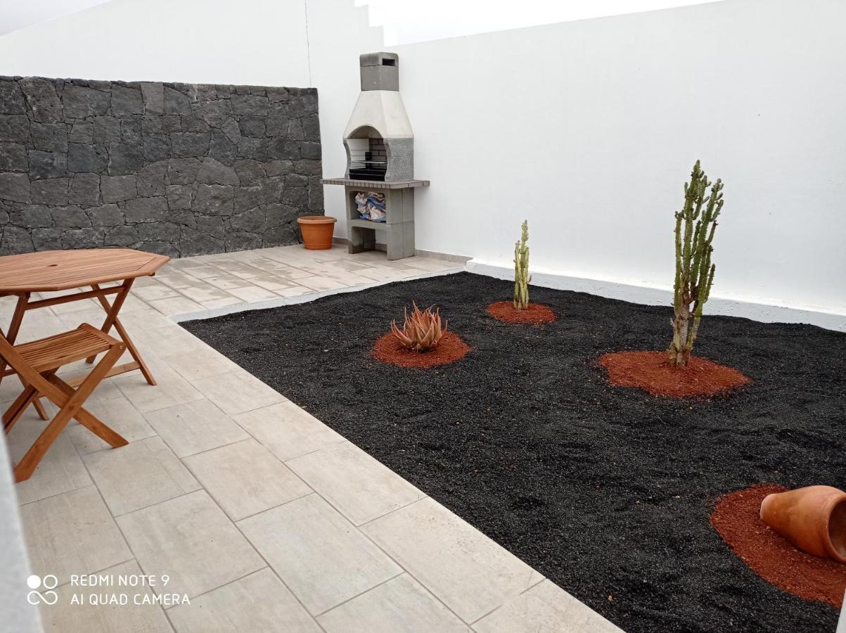 Precioso Apartamento Con Terraza En Teguise เตกีเซ ภายนอก รูปภาพ